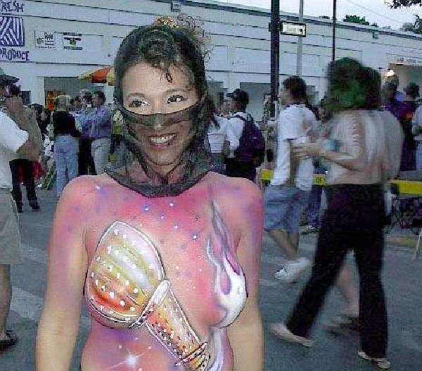bodypaint-HeV0045